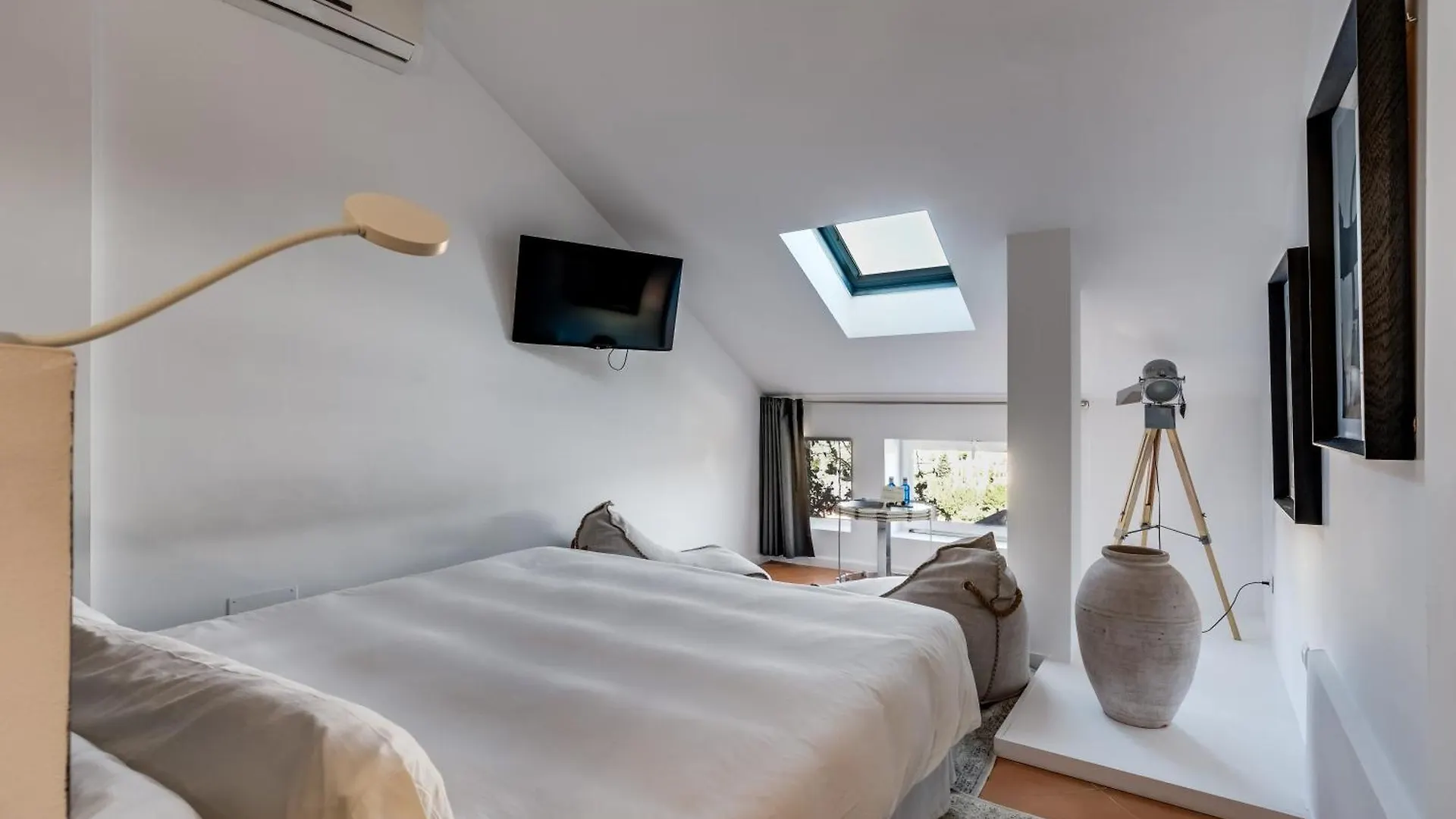 Molo Luxury Suites Puerto Banus Marbella 0*,