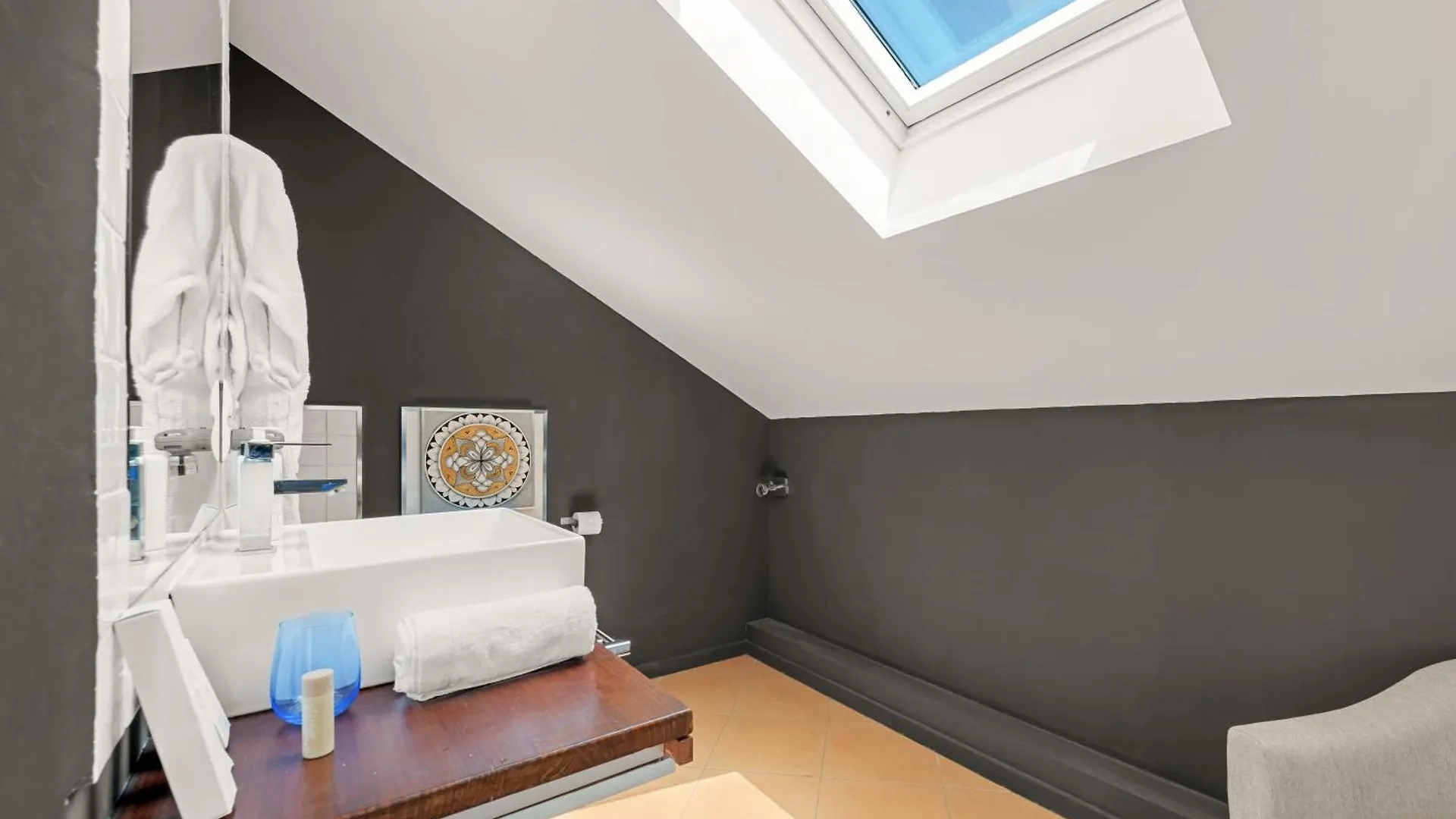 Molo Luxury Suites Puerto Banus Marbella