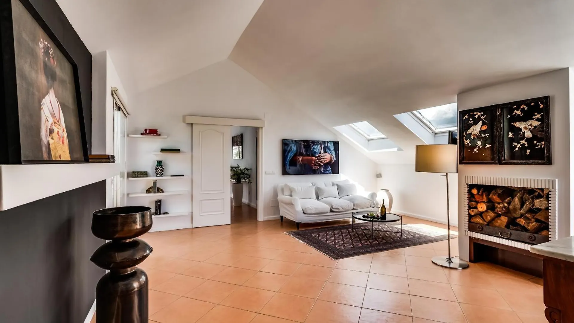 Molo Luxury Suites Puerto Banus Marbella 0*,  Spain